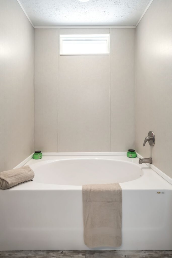 clayton savannah benjamin bathroom 4