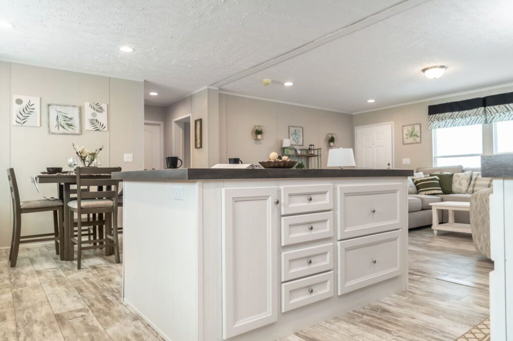 clayton savannah benjamin kitchen 2