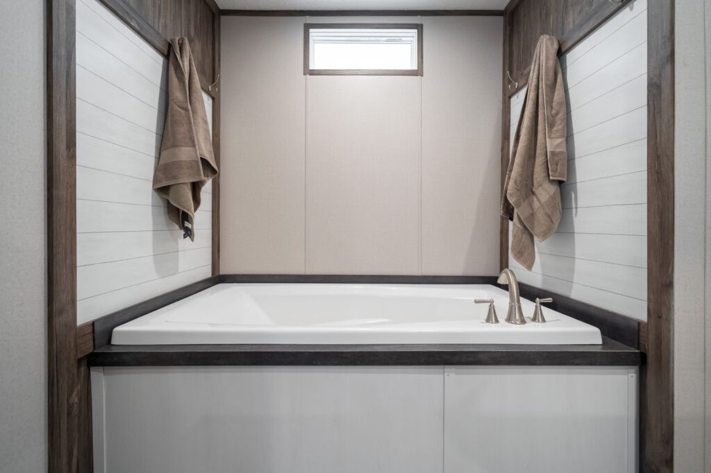Clayton Savannah General Bathroom 6