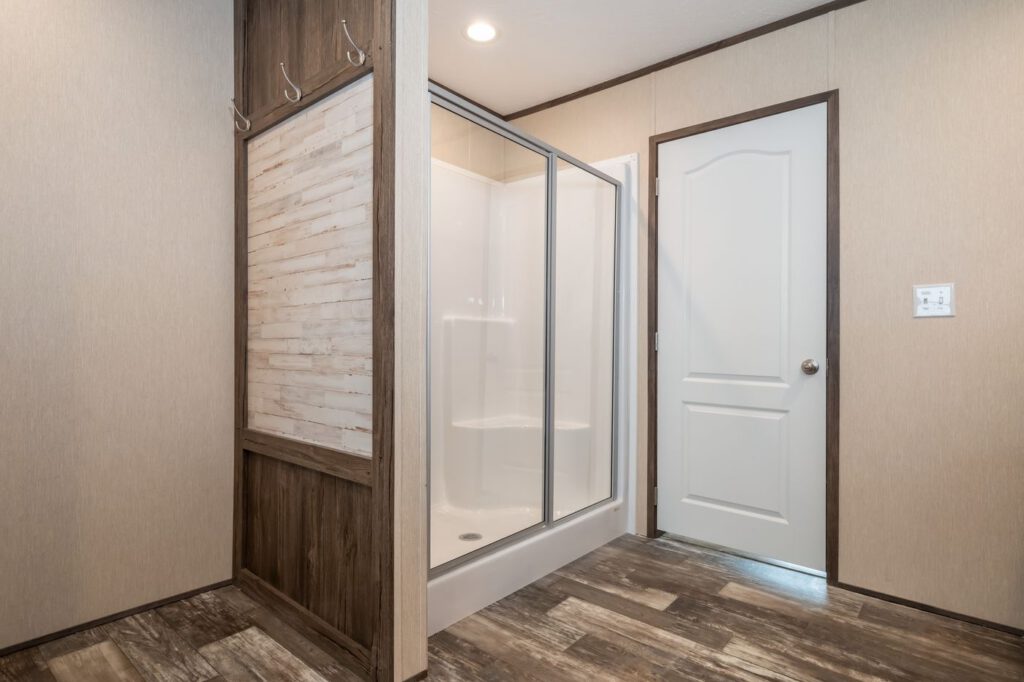 Clayton Savannah Hardin Bathroom 3