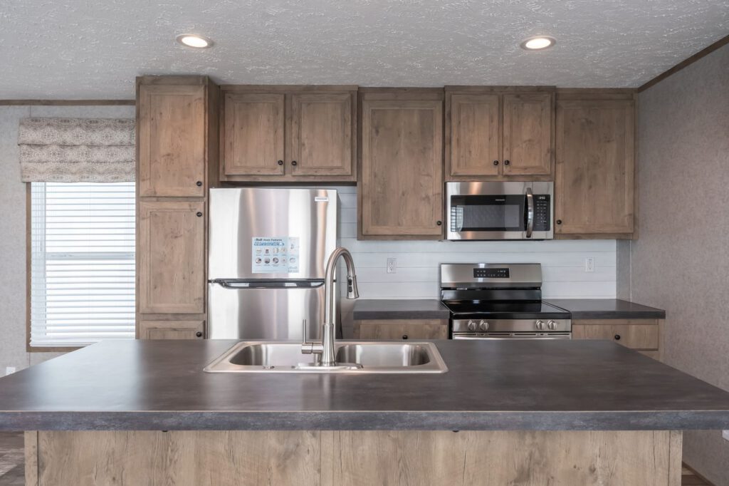 Clayton Savannah Lakeside Cottage Kitchen