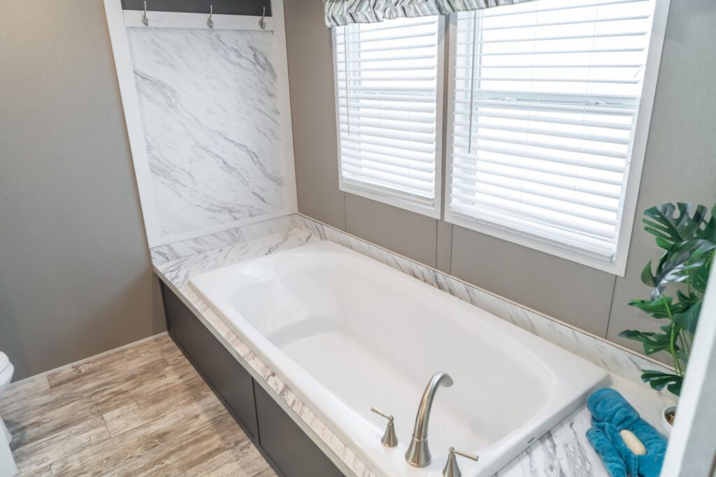 Clayton Savannah Major Bathroom 2