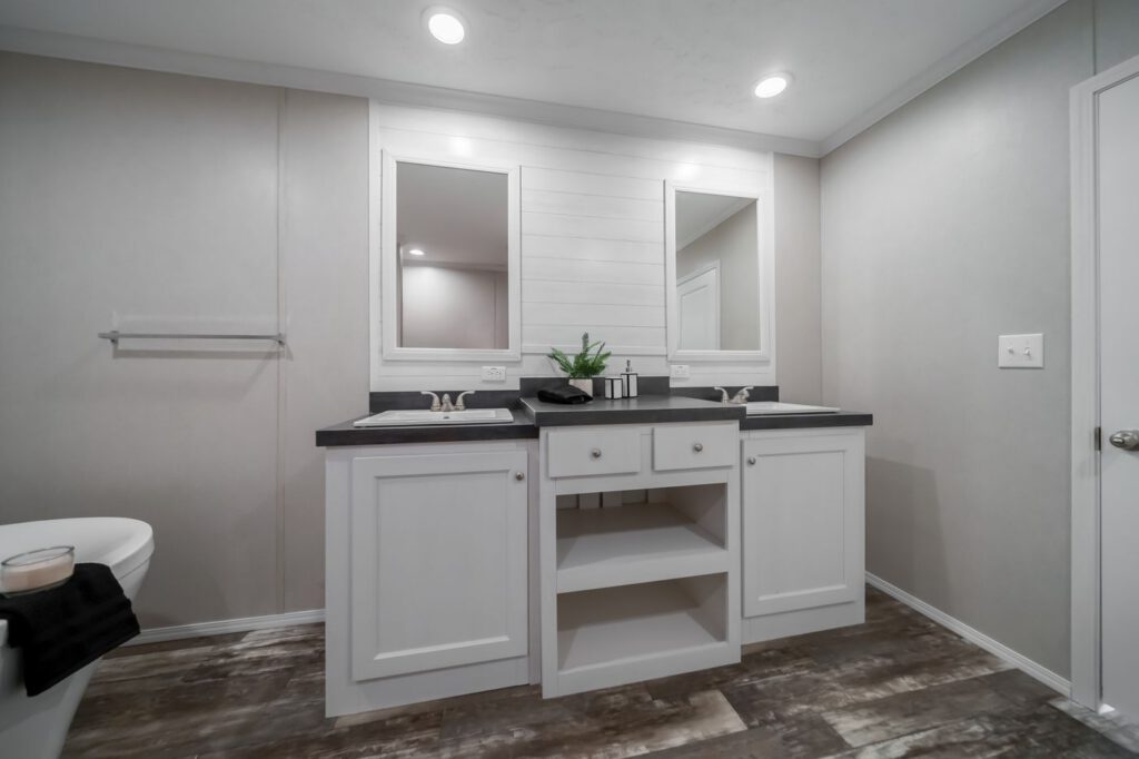 Clayton Savannah Northshore Bathroom 2