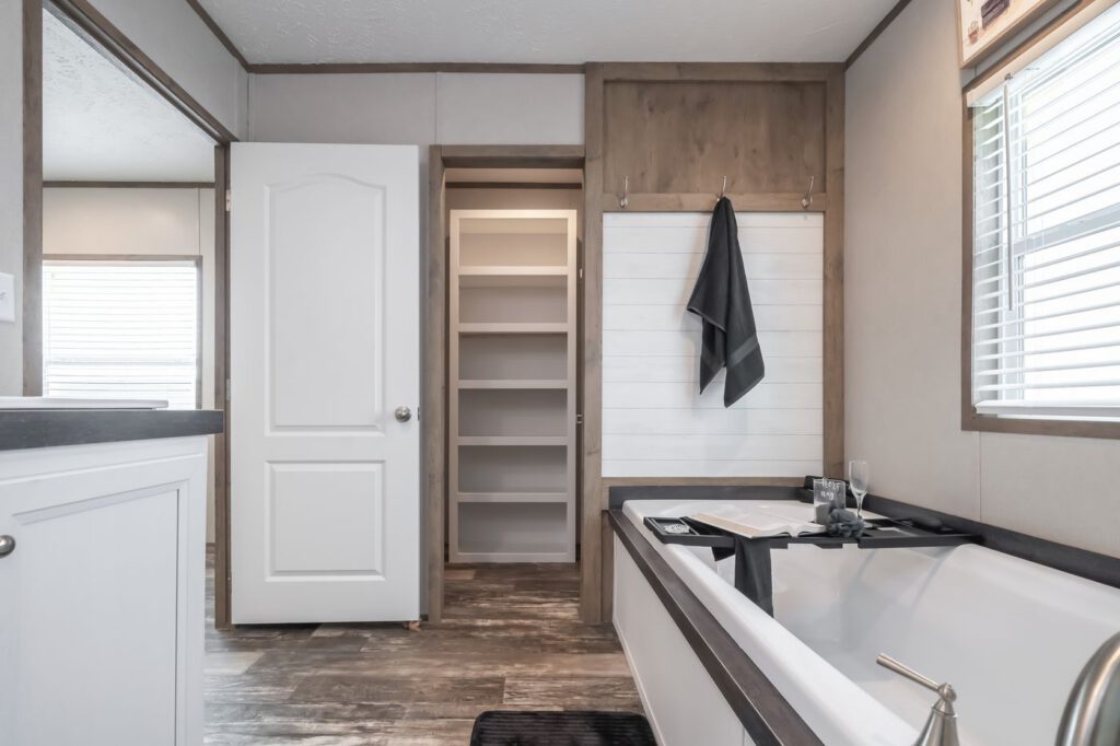 Clayton Savannah Riverhaven Bathroom
