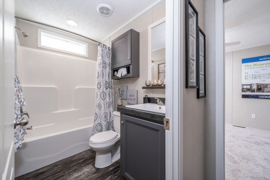 Clayton Savannah Riverview Bathroom 3