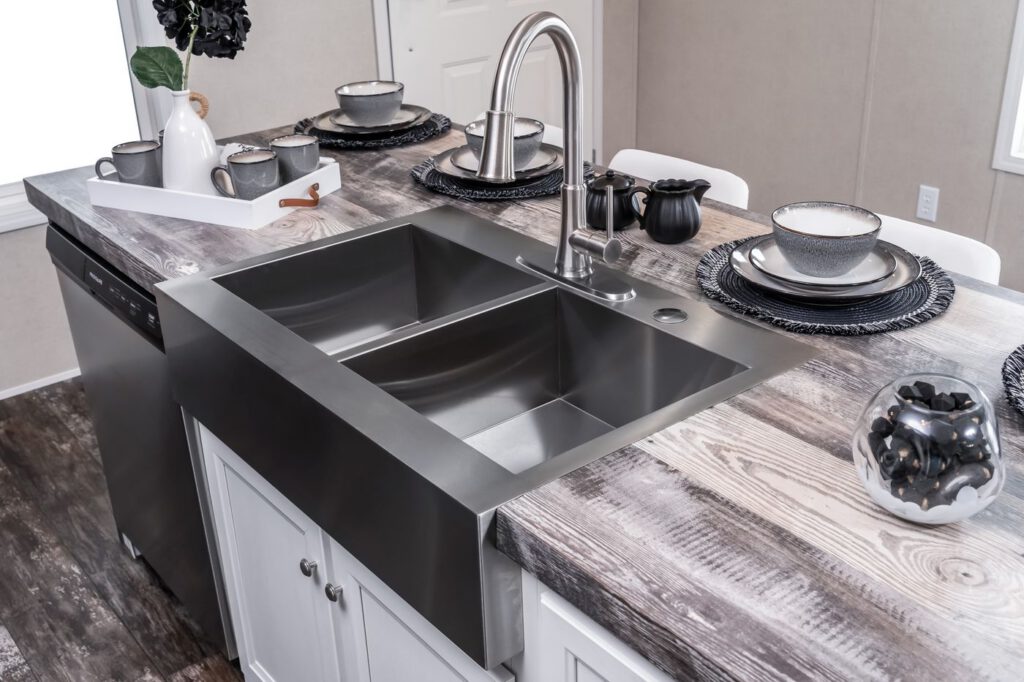 Clayton Savannah Riverview Kitchen 5