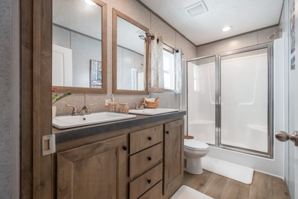 Clayton Savannah Warrior Ii Bathroom