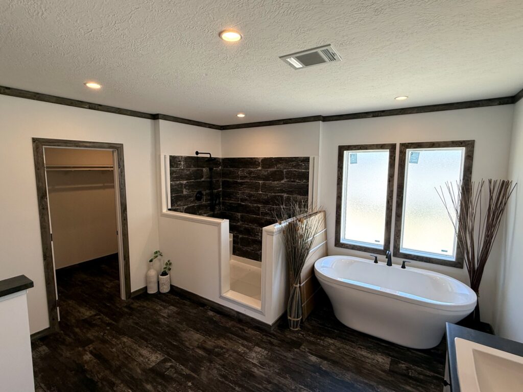 stock southern energy jackson bathroom 3